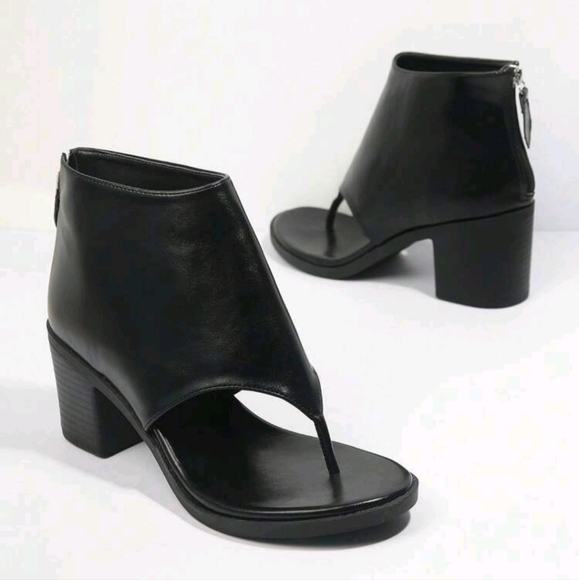 Shoes - Picture 3 of 4